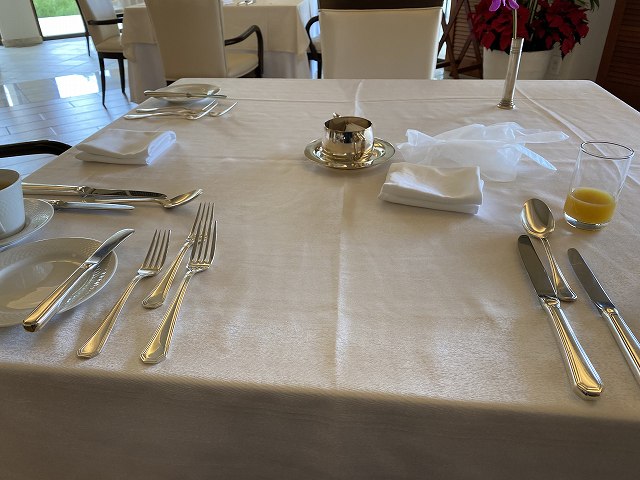 ジアッタテラスー朝食テーブル