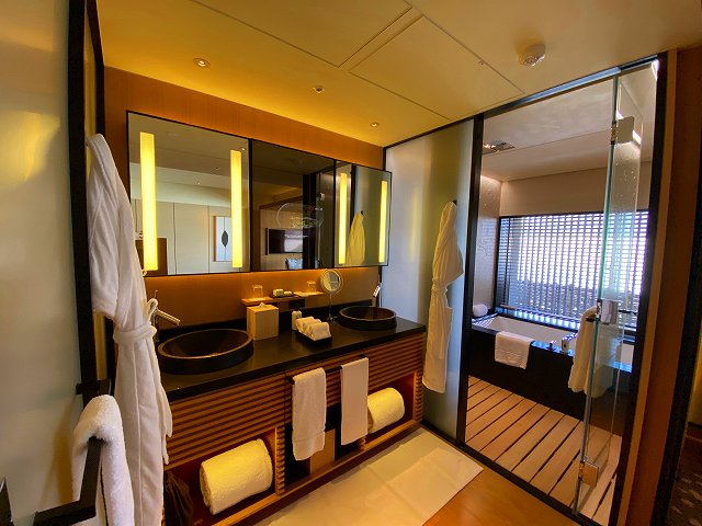 リッツカールトン京都ーDX洗面台とバスルーム