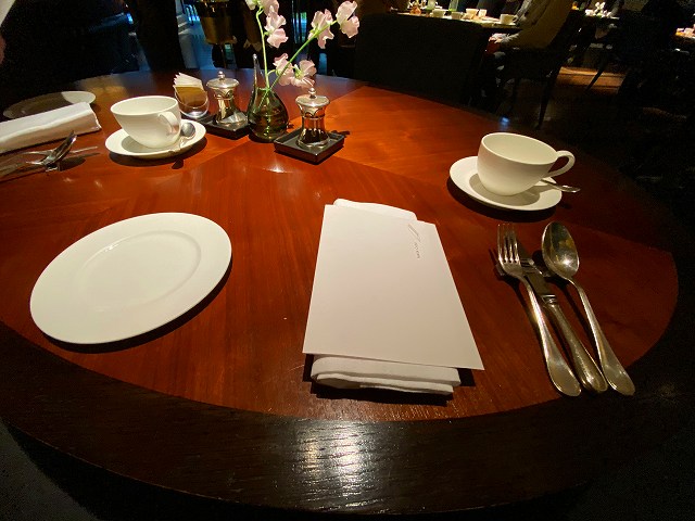 リッツカールトン京都ー朝食テーブル
